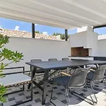 Olive - Five Bedroom With Terrace And Swimming Pool * Traù