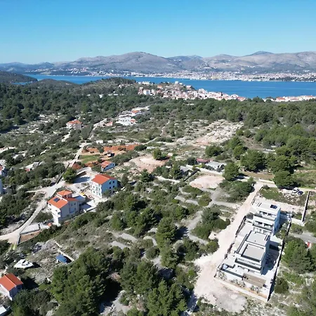 别墅 Olive - Five Bedroom With Terrace And Swimming Pool *