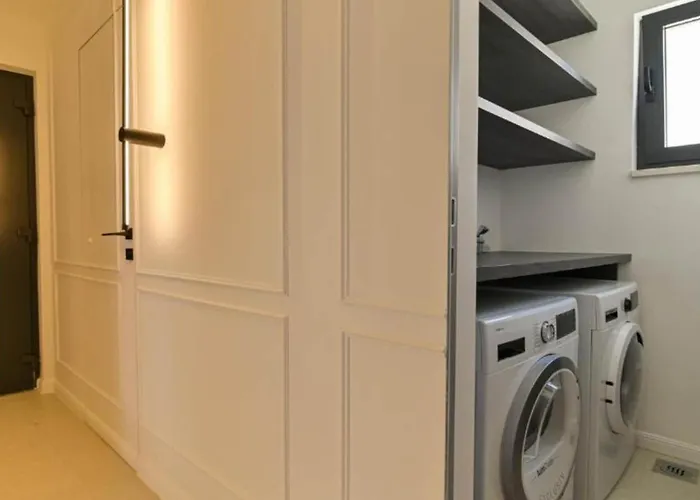 Olive - Five Bedroom With Terrace And Swimming Pool 别墅