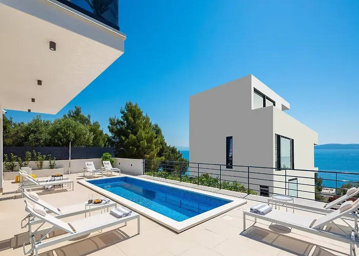 Olive - Five Bedroom With Terrace And Swimming Pool 别墅 *