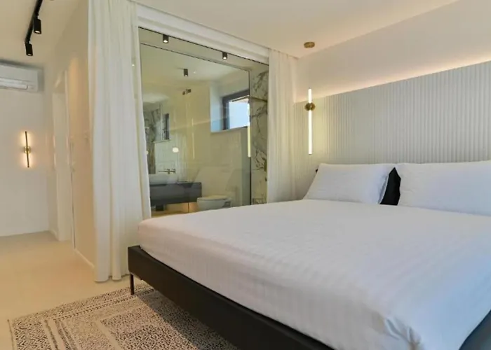 别墅 Olive - Five Bedroom With Terrace And Swimming Pool 特罗吉尔