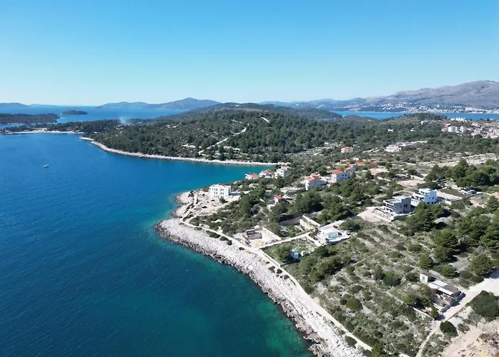 别墅 Olive - Five Bedroom With Terrace And Swimming Pool 特罗吉尔